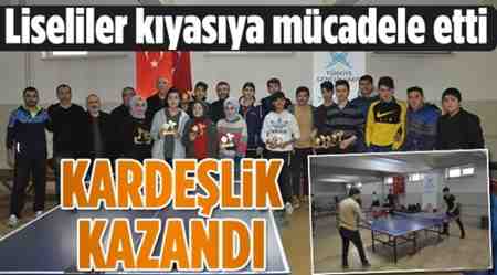 Liselilerden Kıyasıya Mücadele…Kardeşlik Kazandı