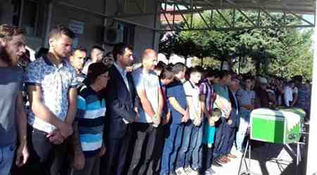 Çatıdan Düşerek Hayatını Kaybetti