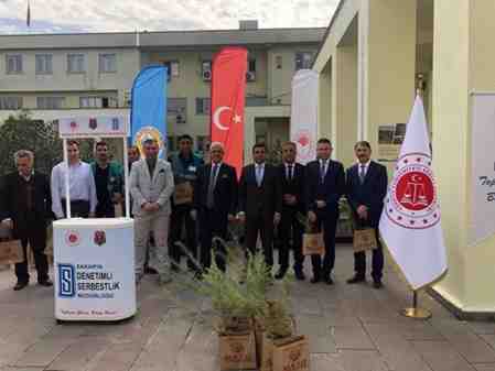 Başsavcı Hükümlülerle fidan dikti