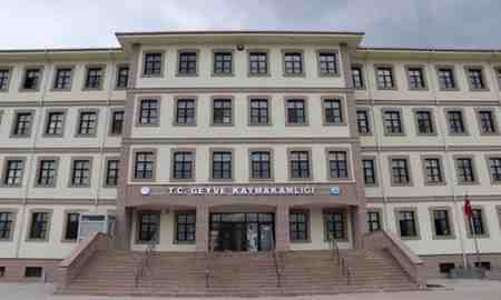 Geyve’de Bayramda Sokağa çıkma yasağında nereler açık olacak?