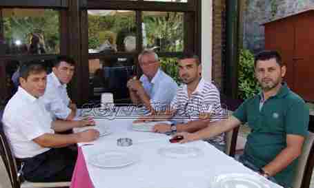Sorunları Çözmek İçin Varız…